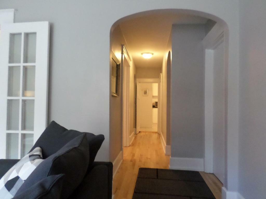 Beautiful, Clean, Quiet 2 Br-In Downtown Ottawa. Parking, Wifi And Netflix Included Apartment Екстериор снимка