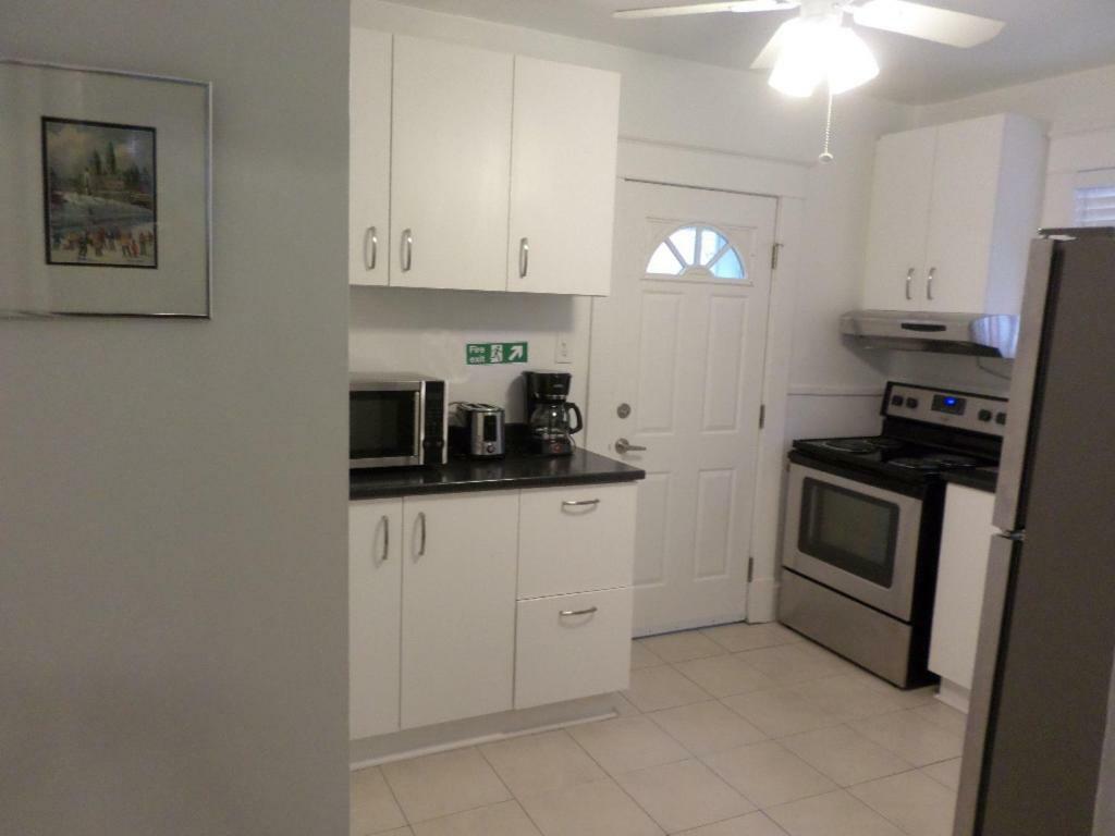 Beautiful, Clean, Quiet 2 Br-In Downtown Ottawa. Parking, Wifi And Netflix Included Apartment Екстериор снимка